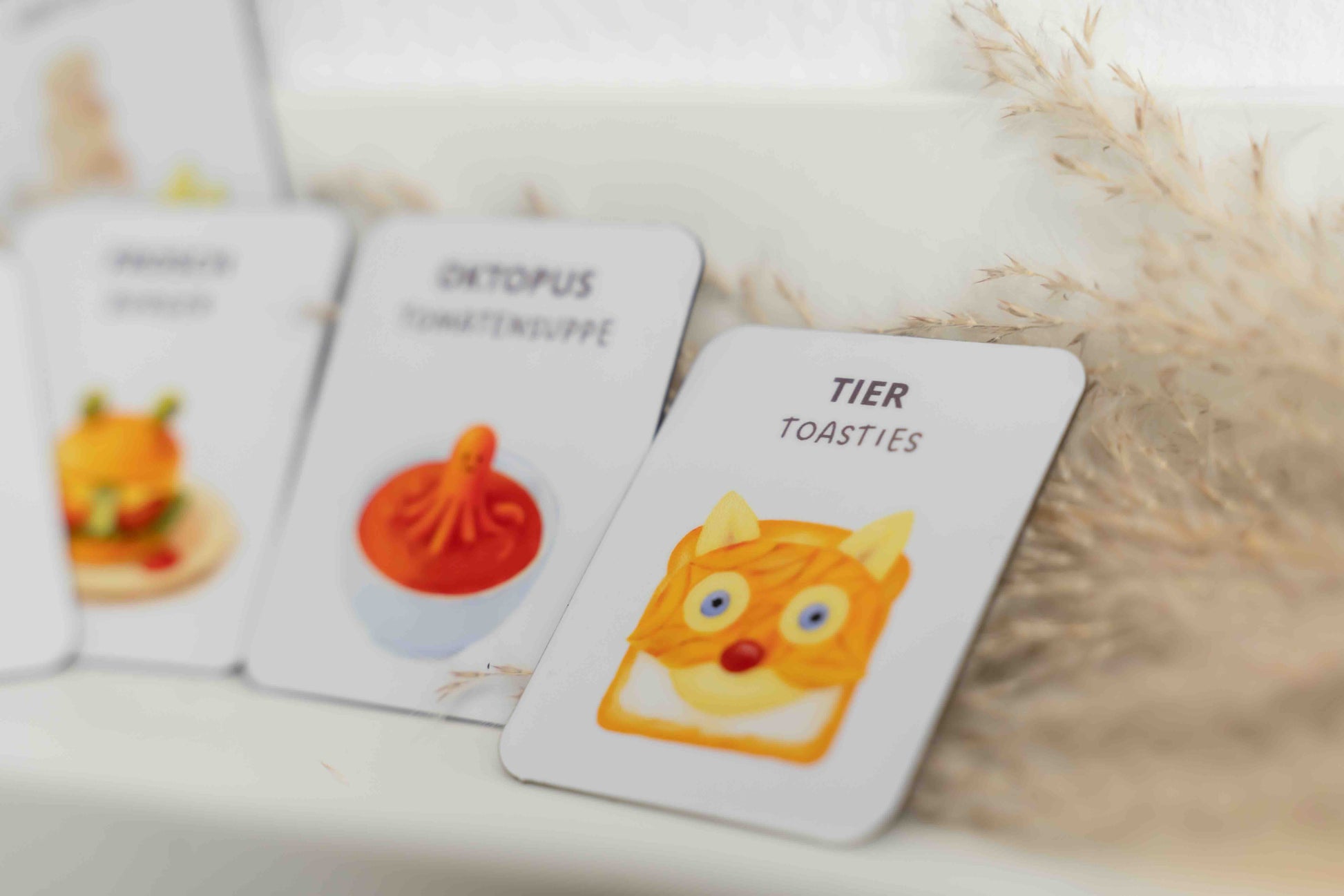 Magnetische Tier-Rezeptkarten am Mealomat Wochenplaner – Ein pädagogisch wertvolles Tool für mehr Mitbestimmung und Spaß am Familientisch.